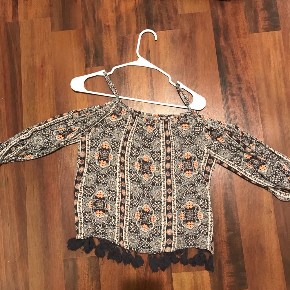 American eagle off the shoulder top